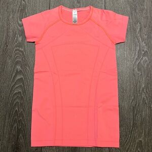 Ivivva Fly Tech Short Sleeves - Size 10